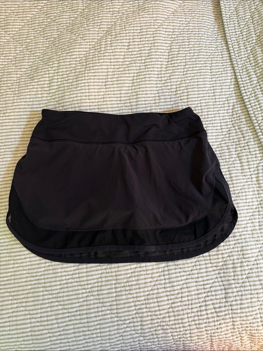 lululemon athletica Black Women's Athletic Skort - Size 6